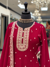 Load image into Gallery viewer, Lady Rose