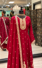 Load image into Gallery viewer, Lady Rose