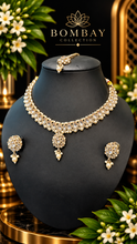 Load image into Gallery viewer, Classic Teardrop Necklace
