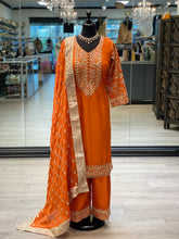 Load image into Gallery viewer, Desi Diva