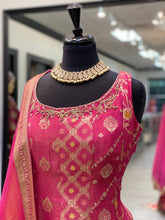 Load image into Gallery viewer, Nora Banarsi Anarkali