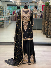 Load image into Gallery viewer, Royalty Sharara