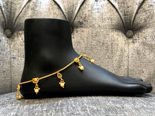 Load image into Gallery viewer, Elegant Pearls