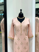 Load image into Gallery viewer, Blush Pink Kurti