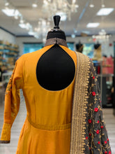 Load image into Gallery viewer, Caramel Anarkali