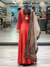 Load image into Gallery viewer, Red Queen Anarkali