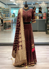 Load image into Gallery viewer, Plum Banarsi Lengha