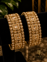 Load image into Gallery viewer, Classy Gold
