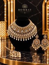 Load image into Gallery viewer, Ayzal Kundan Set
