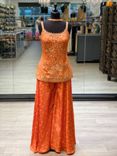 Load image into Gallery viewer, Miss Diva
