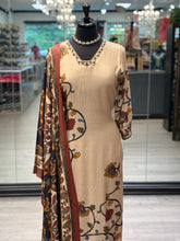 Load image into Gallery viewer, Sahiba
