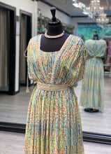 Load image into Gallery viewer, Balloon Dress
