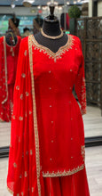 Load image into Gallery viewer, Areeba
