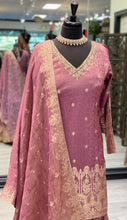 Load image into Gallery viewer, Banaras
