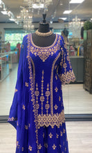 Load image into Gallery viewer, Zahnoor.
