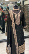 Load image into Gallery viewer, Lady In Black
