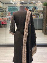 Load image into Gallery viewer, Lady In Black
