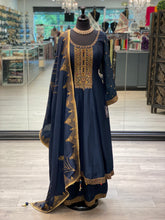 Load image into Gallery viewer, Noor Short Anarkali
