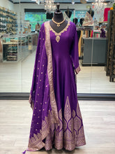 Load image into Gallery viewer, Banarsi Anarkali
