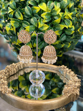 Load image into Gallery viewer, Pearl Perfection
