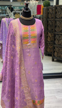 Load image into Gallery viewer, Lilac Pants Suit
