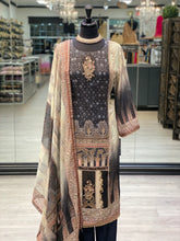Load image into Gallery viewer, Printed Crepe Suit
