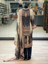 Load image into Gallery viewer, Printed Crepe Suit
