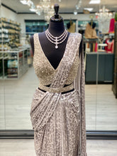 Load image into Gallery viewer, Vienna
