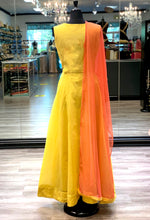 Load image into Gallery viewer, Contrasting Yellow Anarkali
